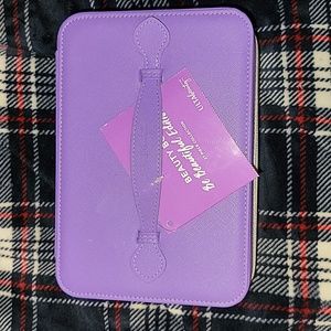 NWT Ulta Beauty Box: Be beautiful